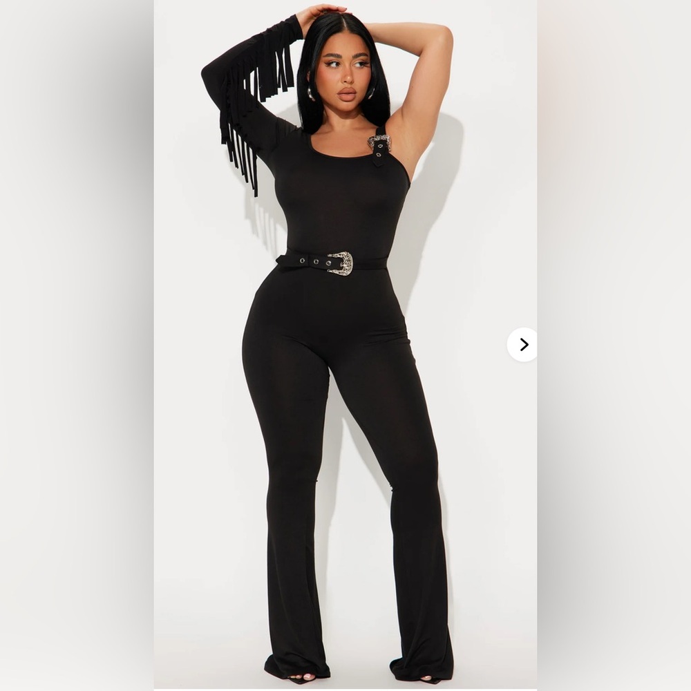 Fashion Nova Black Sleeveless Jumpsuit with Silver Belt Detail